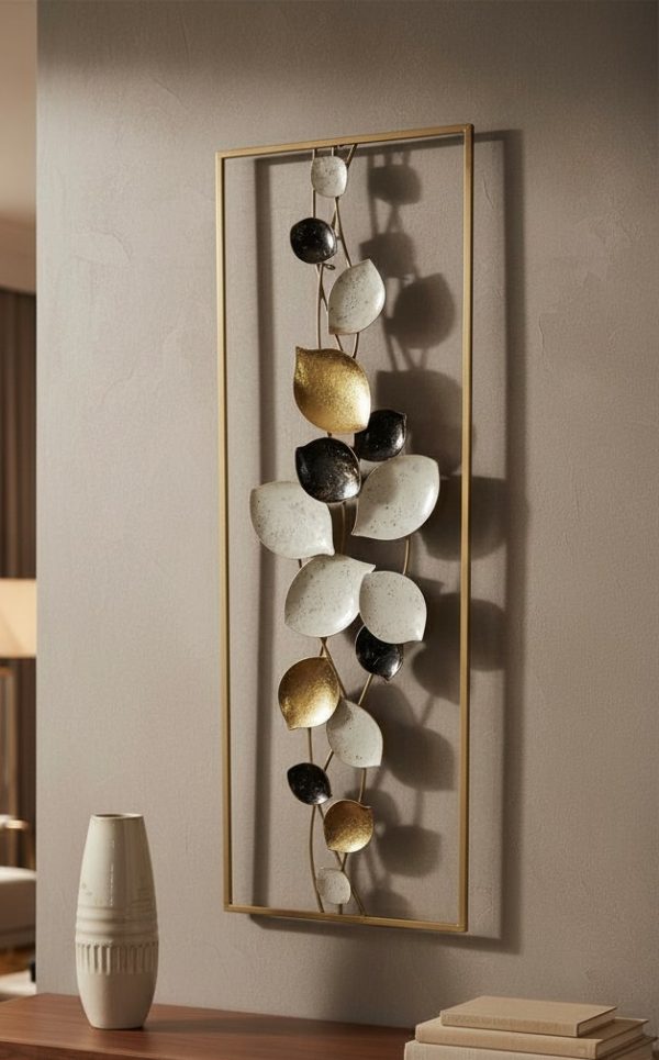 lifestyle-shot-c1689a51-4879-4f19-920d-80b363be59fe Adorno Metálico Abstracto 90x31 cm